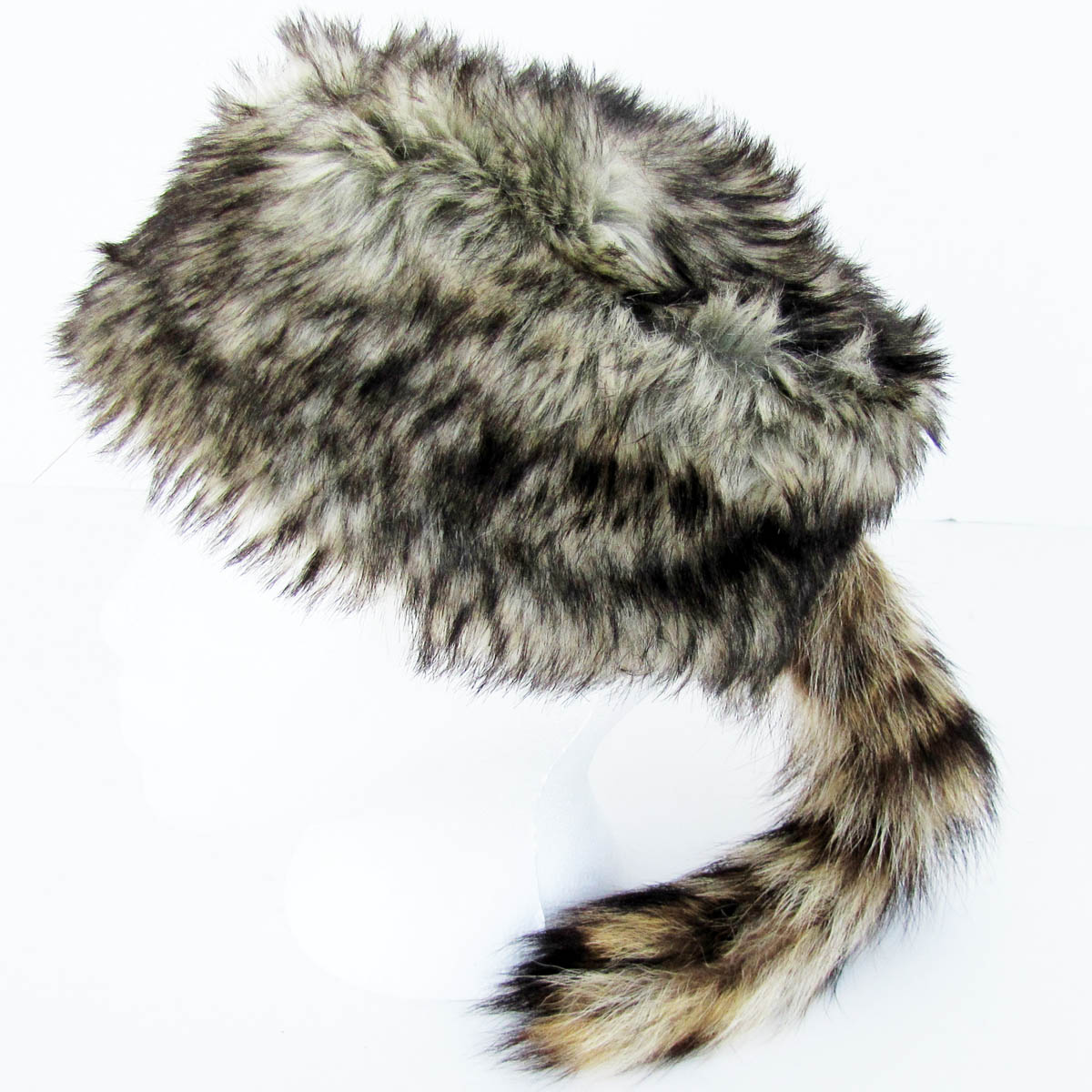 how to make a raccoon skin hat